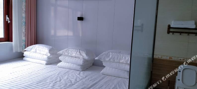 迎客松民宿(驼梁风景区店)图片