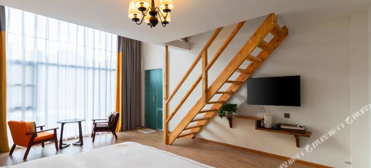 云阁轩(荔波小七孔景区东门售票大厅店)图片