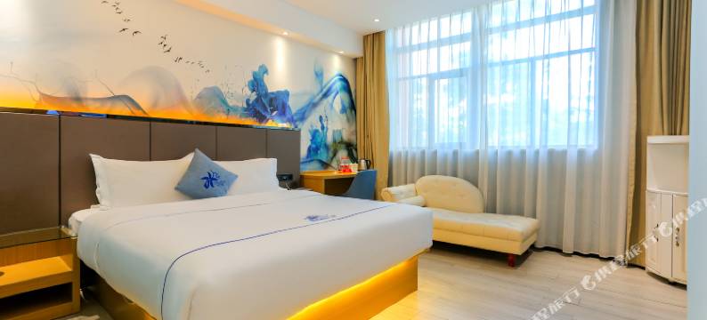 蓝航酒店(深圳宝安国际机场固戍地铁站店)图片