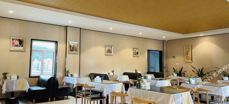 欧斯卡国际酒店(东莞黄江大道宝湖店)图片