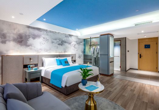 Lanou Shangpin Hotel (Yuxian Yangquan North station shop) Hotel Overview