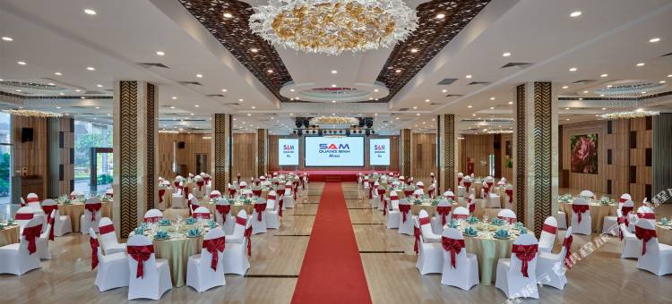 广平山姆酒店(Sam Quang Binh Hotel)图片
