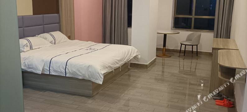 华庭精品公寓图片