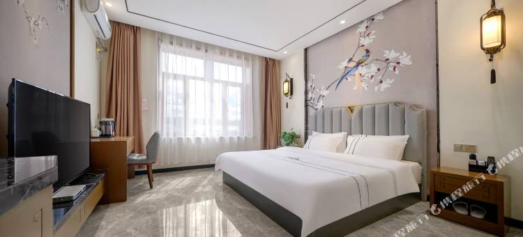 镜泊湖纳山纳湖度假酒店图片