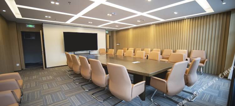 云阳江来云语酒店(重庆云阳滨江购物公园店)图片