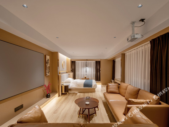 威海奥斯曼洛城市公寓(文登汽车站宝宇公馆店)