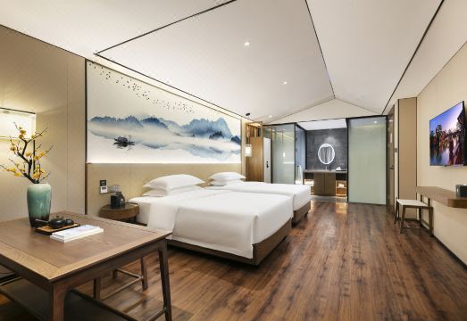 Stranger Light Residence Hotel (Shangqiu Wanda Plaza Store) Hotel Overview