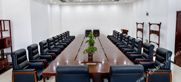 武强九辰酒店图片