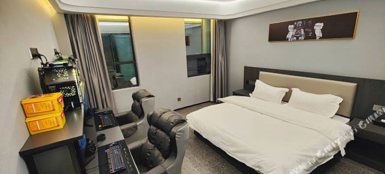 伏特电竞酒店(新化大汉龙城店)图片