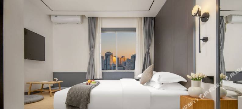浅草三月·轻奢民宿(长沙五一广场IFS国金中心店)图片