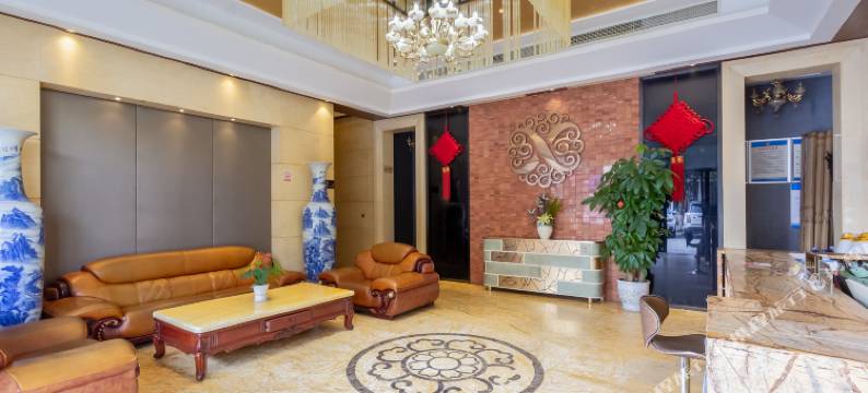 成都新港假日酒店(四川旅游学院龙泉驿区人民医院店)图片