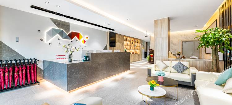 柏曼酒店(西安钟楼地铁站回民街店)图片