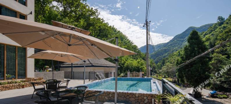 安吉缘兮山奢民宿(藏龙百瀑店)图片