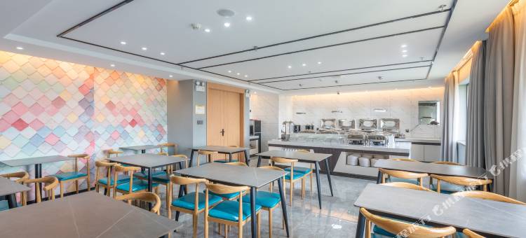 良友·启程酒店(广州三元里店)图片