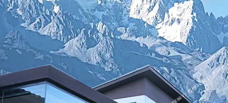 丽江石头厝雪山度假酒店图片