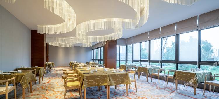 盐城绿地铂派酒店(环保科技城店)图片