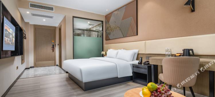 IU 酒店(瑞丽财富广场彩云城店)图片