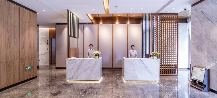 昆明金花玉湖酒店(昆明火车站滇池南亚风情第壹城店)图片