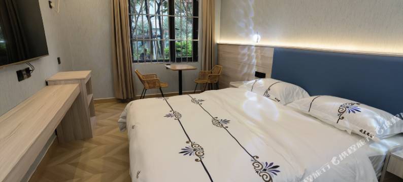 昆明云晨旅宿(云南省第一人民医院南屏街店)图片