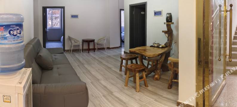 小金山行酒店图片