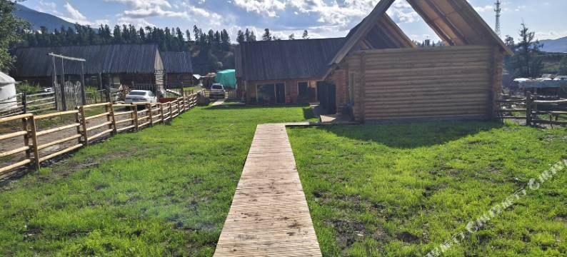 白哈巴梵净牧舍图片