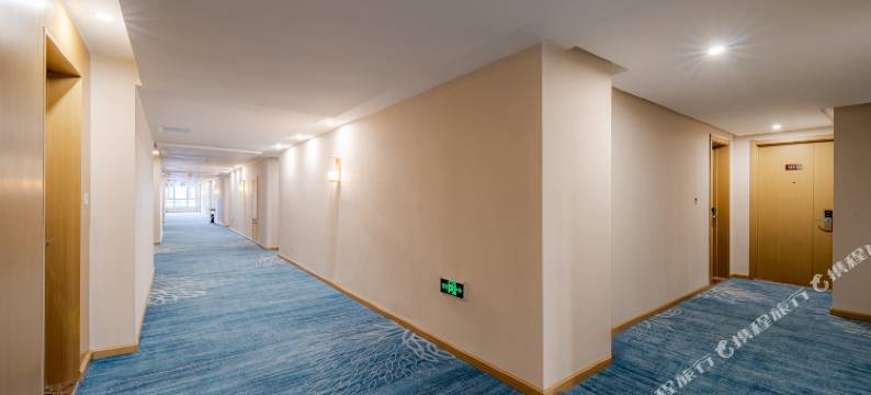 万舒酒店(济南黄台环球家具大明湖站店)图片