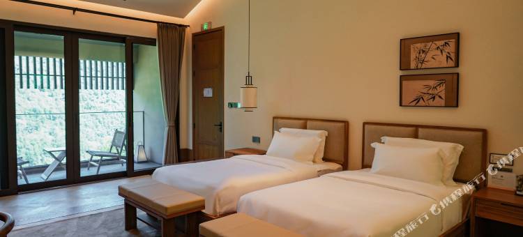 华蓥红岩十里芳菲美村图片