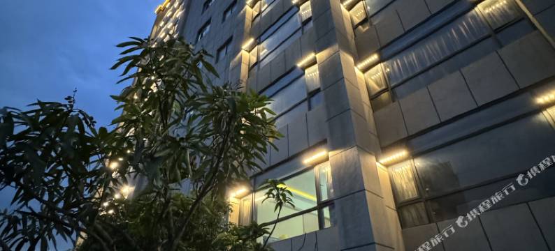 册亨柏丽花园酒店(县政府财富广场店)图片