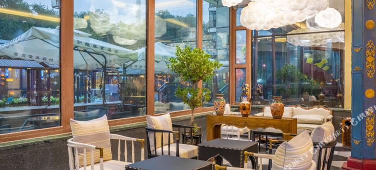 云上天山客栈(乌鲁木齐天山国际机场店)图片