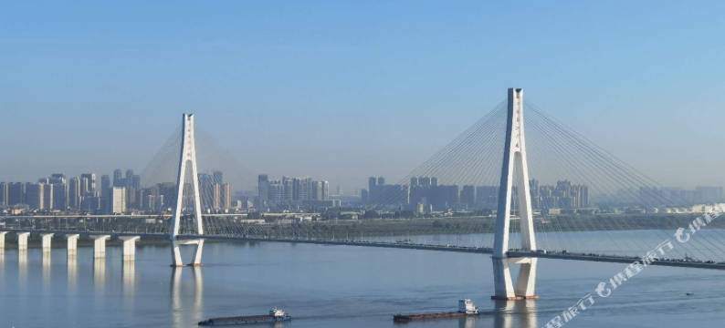 东方广场酒店式公寓(武汉机场店)图片