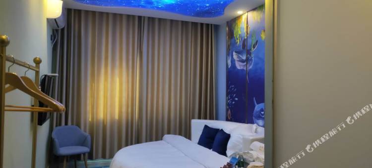 察布查尔蓝调主题酒店图片