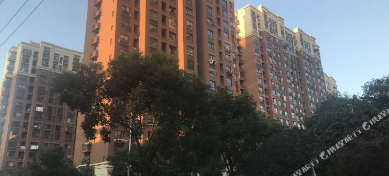 和颐至尚酒店(上海北外滩宁国路地铁站店)图片
