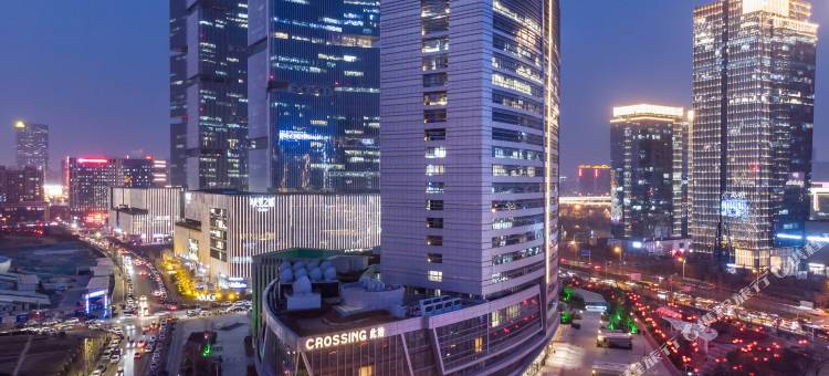 郑州高铁东站CROSSING此拾酒店图片
