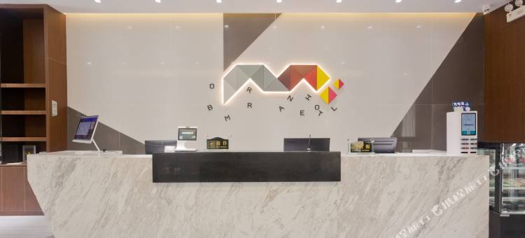 柏曼酒店(荆门火车站店)图片