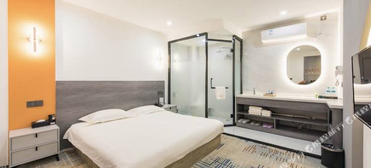 云季酒店(保定河北大学军校广场店)图片