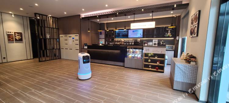 汉庭酒店(青岛五四广场芝泉路地铁站店)图片