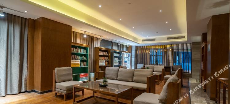 安吉绿地铂骊酒店(竹博园店)图片