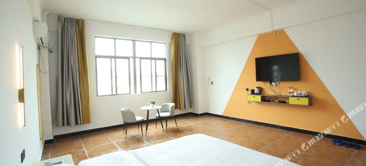 定安熊先生智慧客栈图片