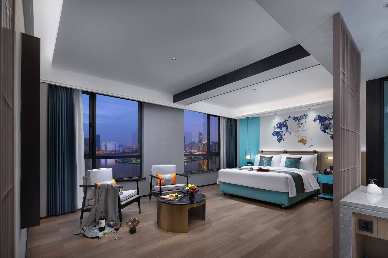 凯里亚德全套房酒店(湖南金融中心店)图片