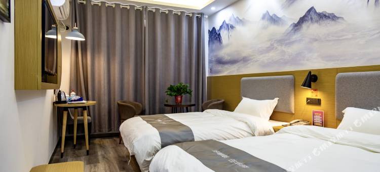 华驿酒店(开封杏花营镇政府店)图片