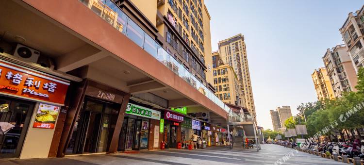 艾住影音公寓(大学城店)图片