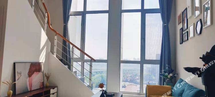 蔚蓝湾度假酒店公寓(青岛火车北站科技大学店)图片