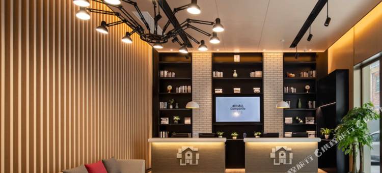 康铂酒店(武汉中南路地铁站店)图片