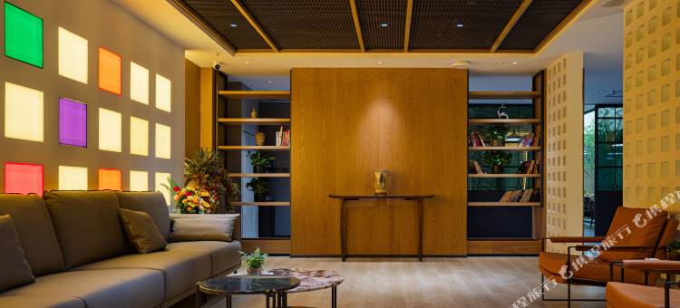 秋果酒店(呼和浩特内蒙古大学南校区五里营地铁站店)图片