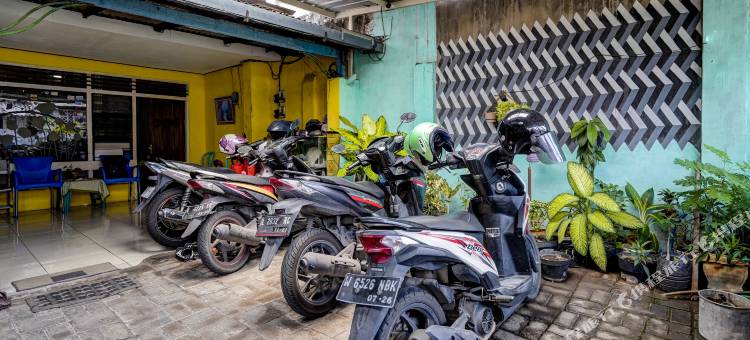 OYO Life 92461艾尼清真民宿(OYO Life 92461 Aini Syariah Homestay)图片