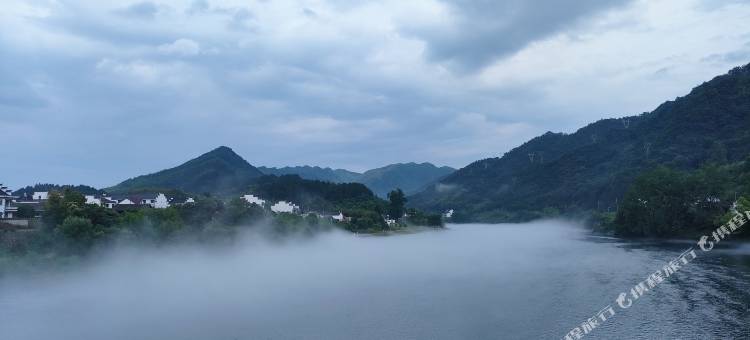 泾县十里桃花酒店(桃花潭风景区店)图片