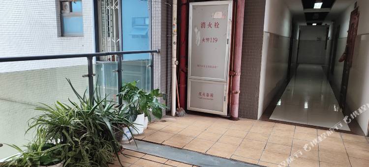 下一站南宁青年旅舍(南宁站朝阳广场店)图片