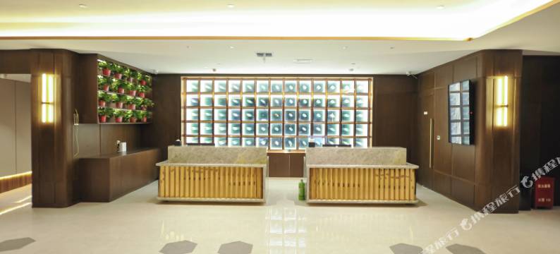 悦致.臻选酒店(兰州西关地铁站张掖路步行街店)图片