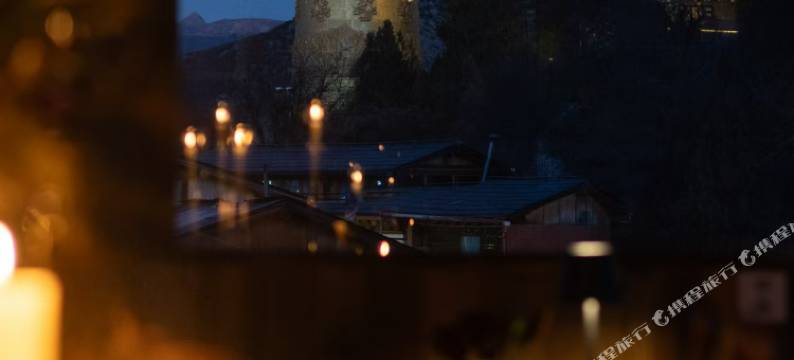 香格里拉璞云悬山LIFE民宿(独克宗古城大佛寺转经筒店)图片