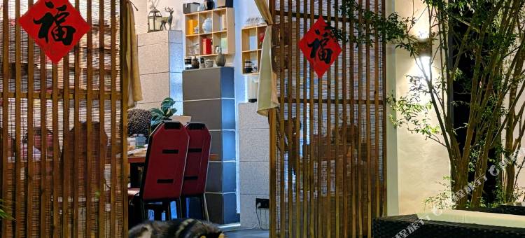 蝉意民枫民宿(中山崖口店)图片